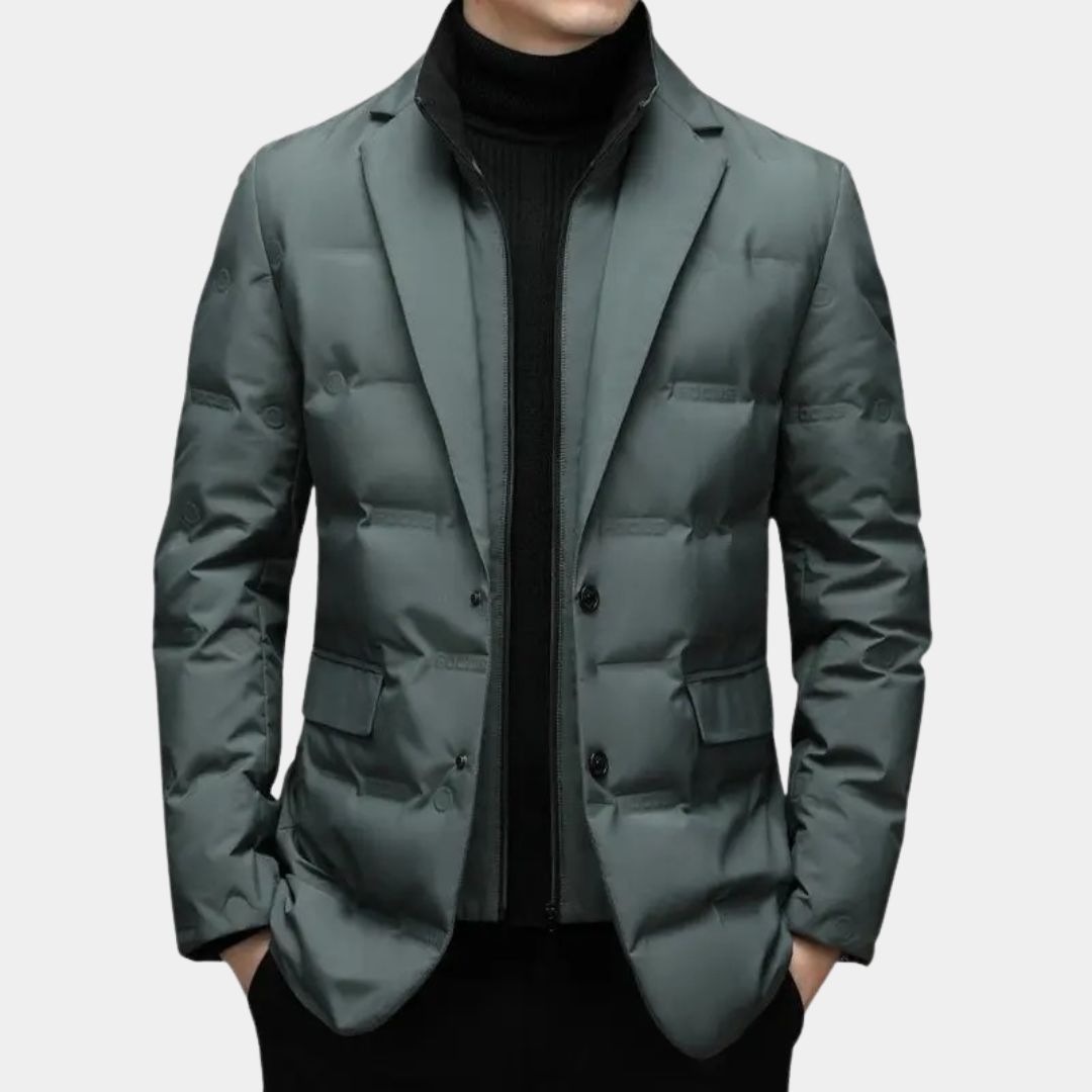 Elegante Winterjacke mit Noblem Wappendesign