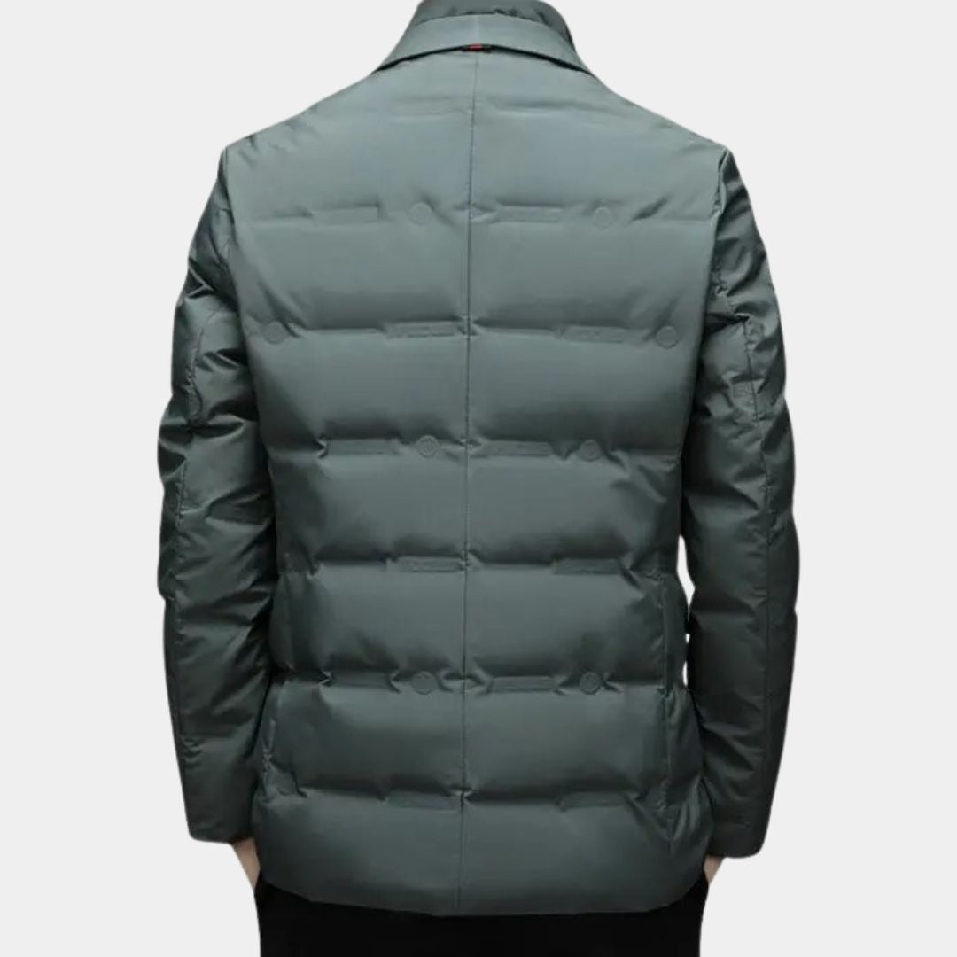 Elegante Winterjacke mit Noblem Wappendesign